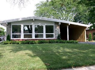 720 N Delphia Ave, Park Ridge, IL 60068