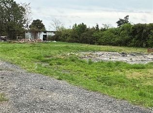 2205 Cooks Landing Rd, Hayes, VA 23072