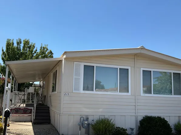 225 Club House Dr, Rancho Cordova, CA 95670