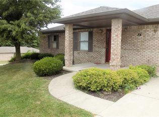 84 Ridgeland Rd, Greencastle, IN 46135