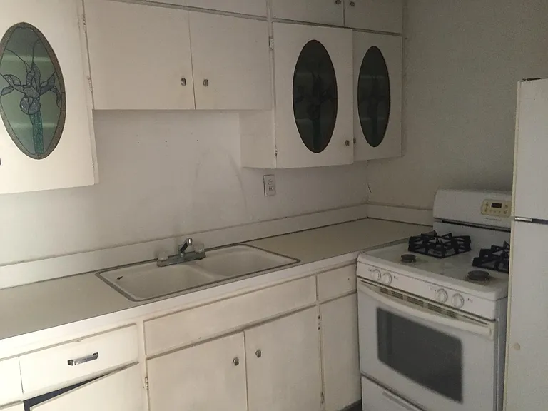 510 Randolph Dr #4 — Photo 7
