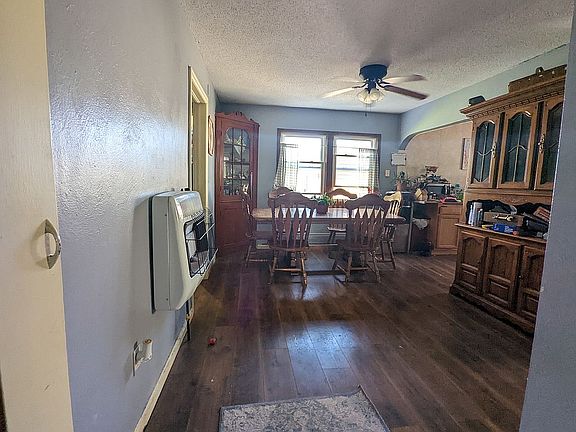 3rd image of 505 Church St