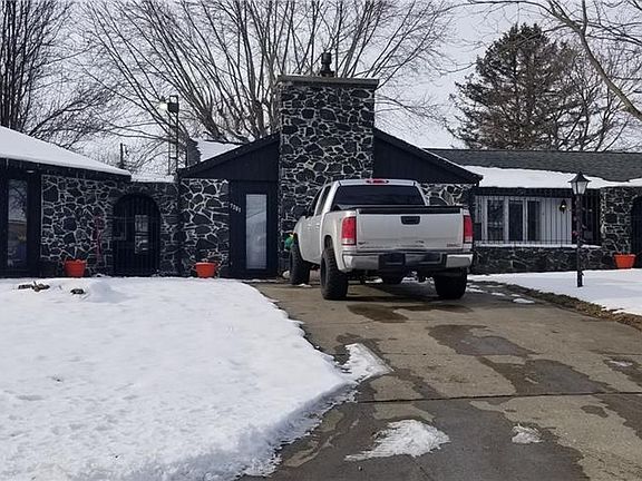 4th image of 7201 S Hibiscus Dr