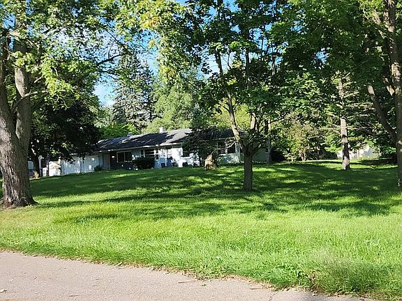 2nd image of 12419 E Greenfield Rd