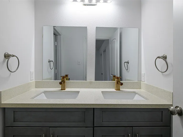 12403 Urban Dale Ct — Photo 9