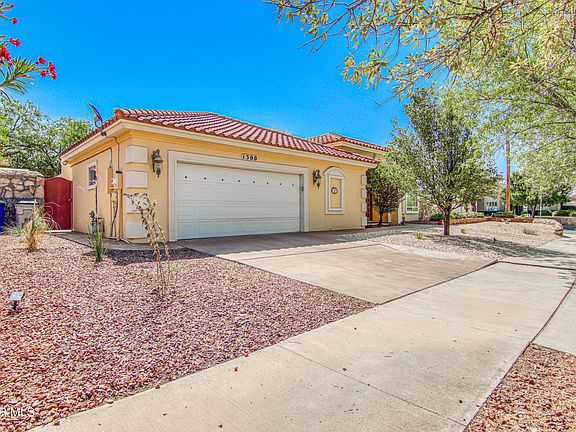 2nd image of 1300 Desert Canyon Dr