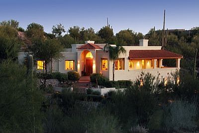 Private lushly vegetated 1 acre lot