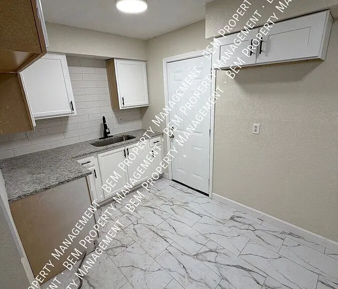 7127 Bales Ave — Photo 3