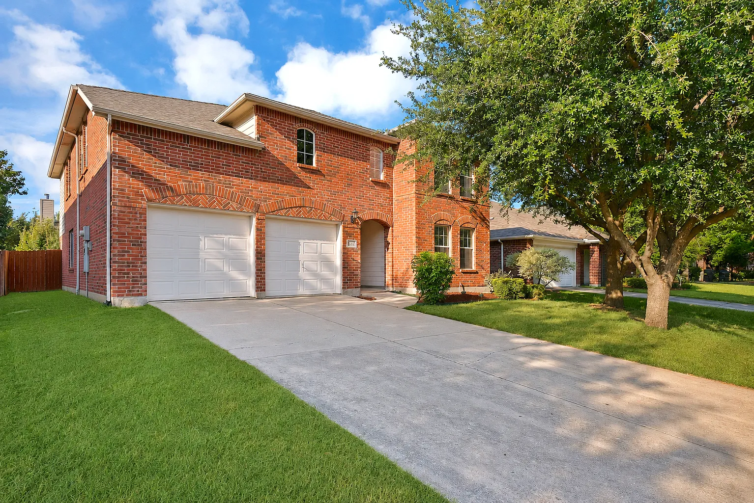 4 bed, 2.5 bath, 3040 sqft, $2,700 — Photo 4