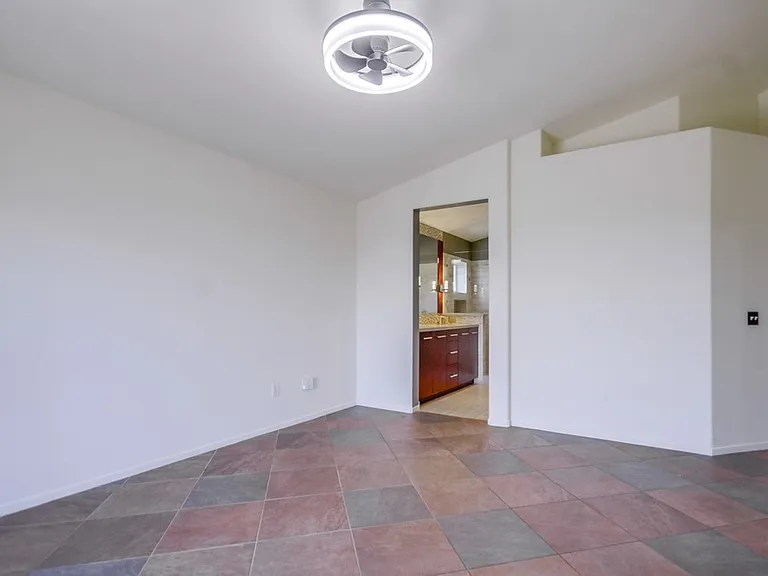 2703 Lobelia Rd — Photo 30