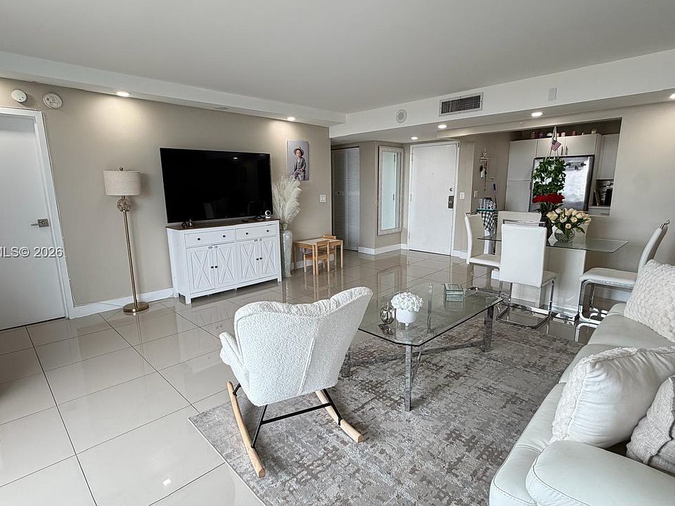 1st image of 13499 Biscayne Blvd APT 805