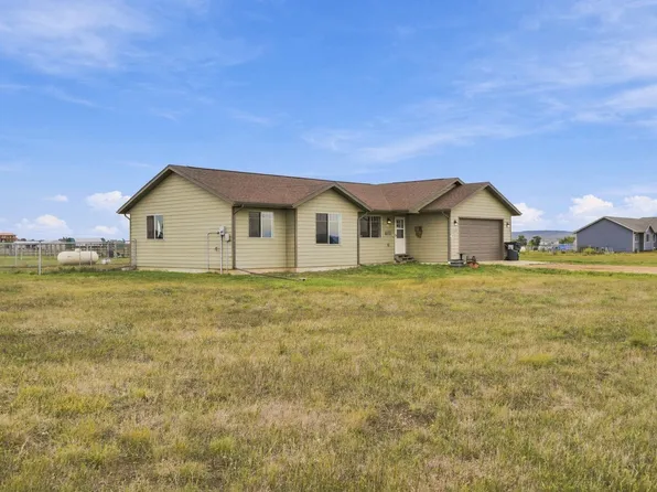 21940 Royal Run, Box Elder, SD 57719