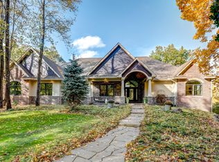 154 Abby Brook Ln, Howell, MI 48843