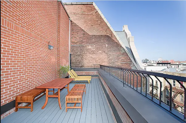 Rented by REAL New York | media 12