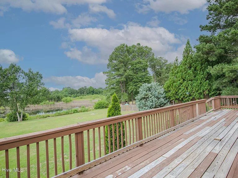 201 Sarason Pl — Photo 46