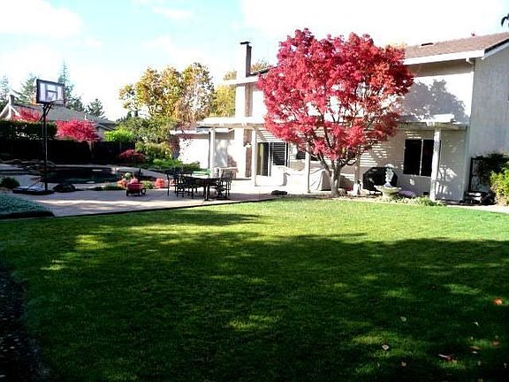3rd image of 316 Borica Dr