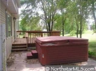 492 Spruce St, Shakopee, MN 55379