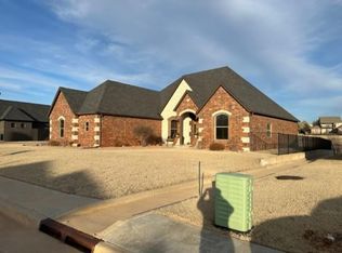 821 Tara Ln, El Reno, OK 73036