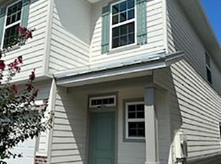 714 S 7th St, Fernandina Beach, FL 32034