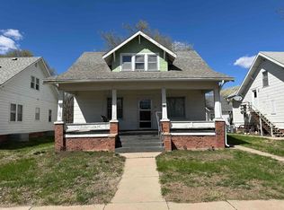 519 E 7th St, Hastings, NE 68901