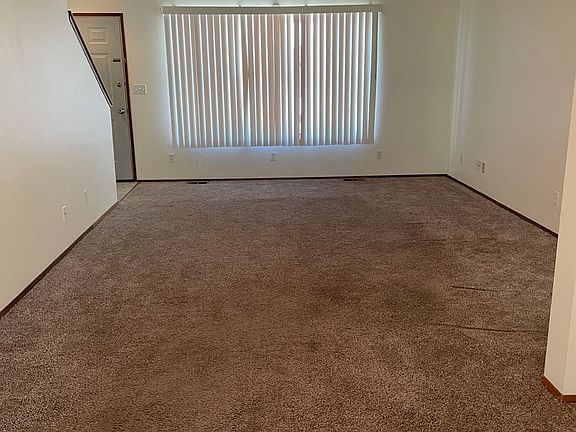 5th image of 1320 W Lakeside Dr