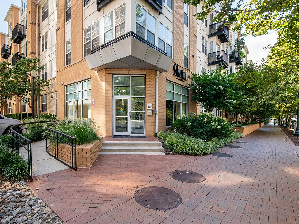 1201 E West Hwy #330