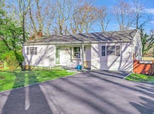 293 Lower Rocky Point Rd, Sound Beach, NY 11789