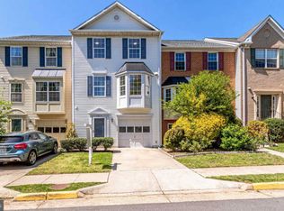 13814 Branham Ct, Centreville, VA 20120