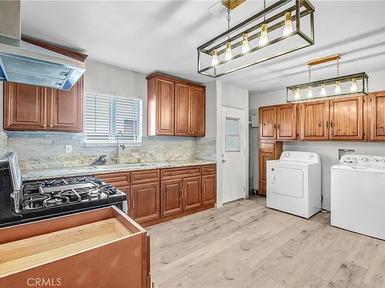 6114 Allston St — Photo 15