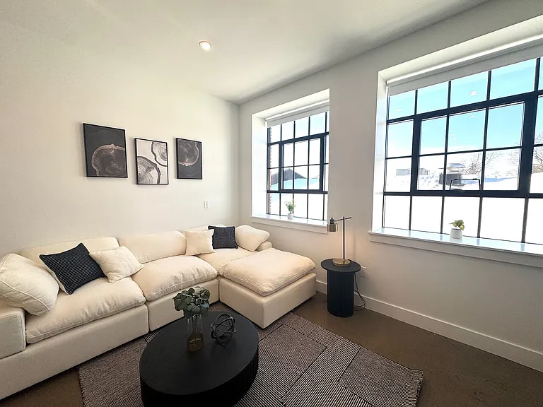 Rumery Lofts — Photo 8