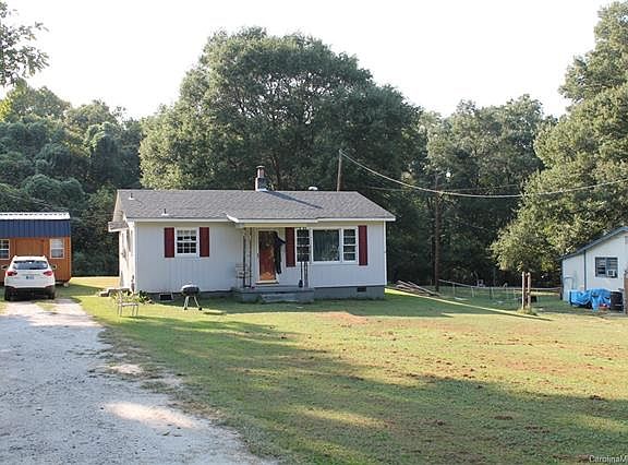 2nd image of 2135 Fairview Dr