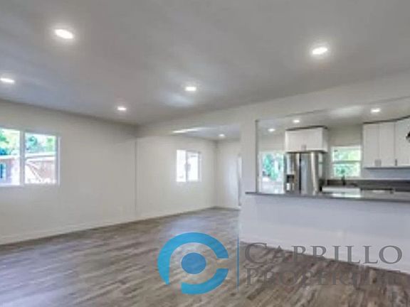 3rd image of 401-407 Idaho Ave Unit 401