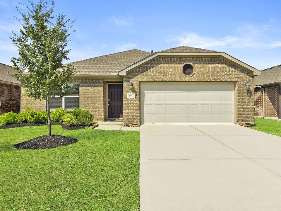 1st image of 21011 Wenze Ln