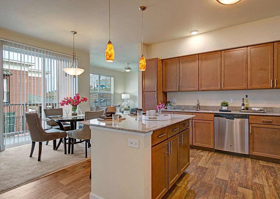 Elements at Briargate Kitchen & Dining Area