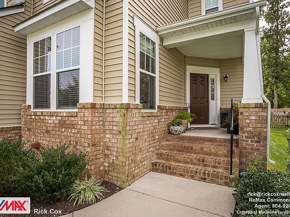 3rd image of 10625 Providence Green Dr