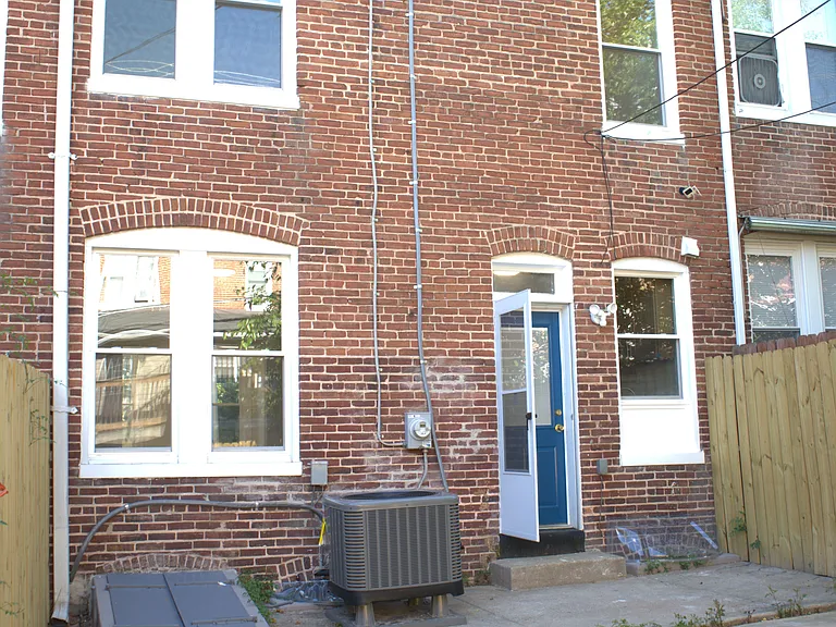 117 S Wickham Rd — Photo 107