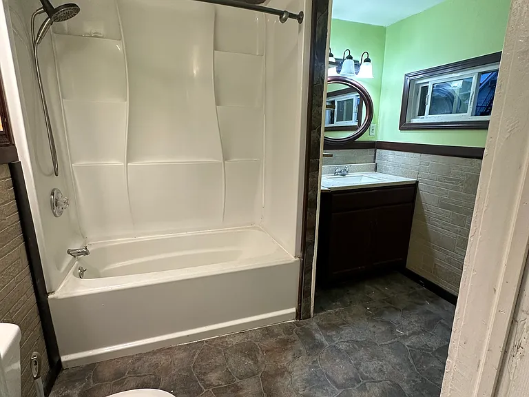 426 Franklin St #2 — Photo 2