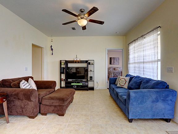 5th image of 4716 Deerfield Dr