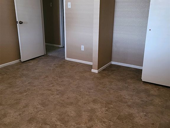 5th image of 3762 S Hinckley Dr