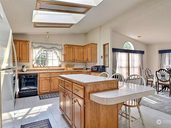 3rd image of 5055 Johnson Street NW