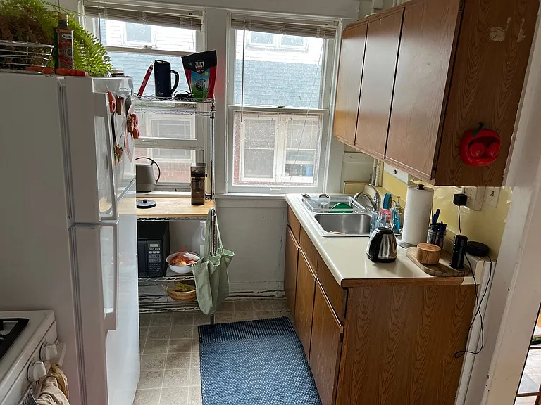 916 E Gorham St — Photo 33