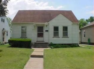 2713 Redwood Ave, Davenport, IA 52802