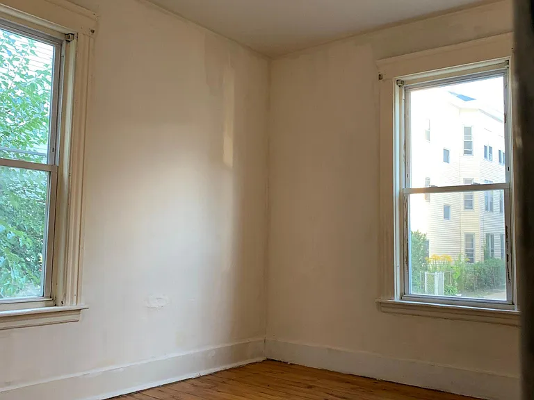 8 Shawmut St #2 — Photo 14