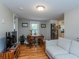 16 Fairfield Ave, Florence, MA