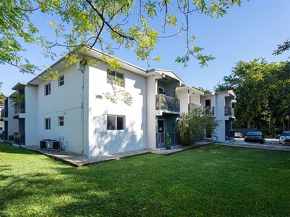 3rd image of 465 NE 59th St #13