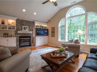 201 Jacqueline Dr, Southbury, CT 06488