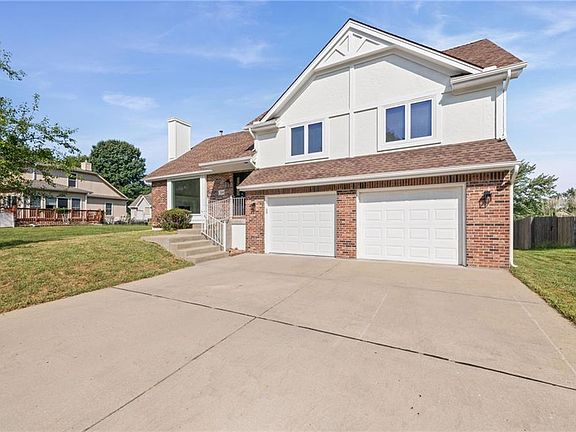 2nd image of 2018 NW 81st Pl