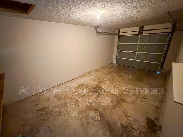 1207 W Sunset St #B — Photo 7