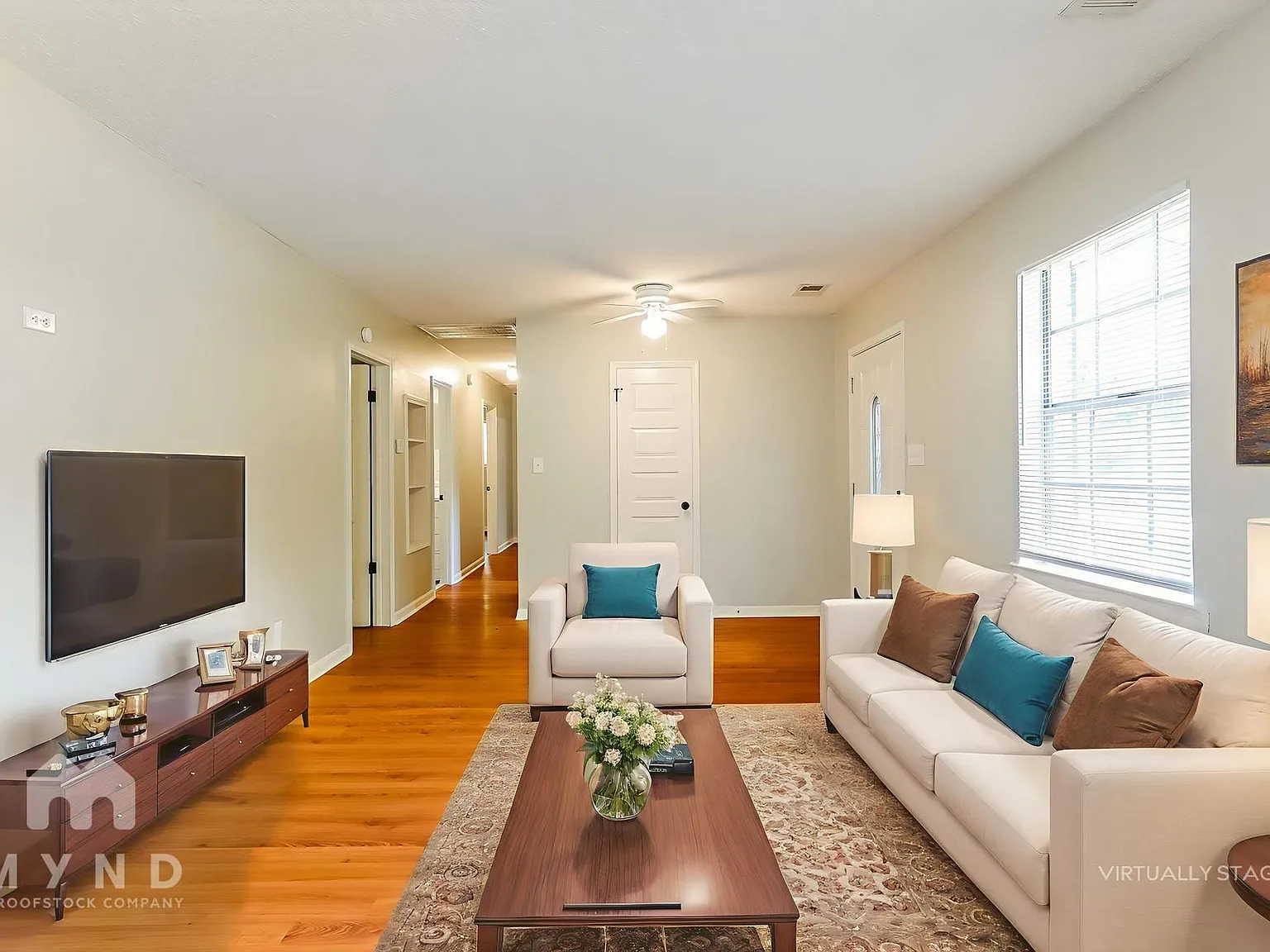 3 bed, 2.0 bath, 1468 sqft, $1,885 — Photo 2