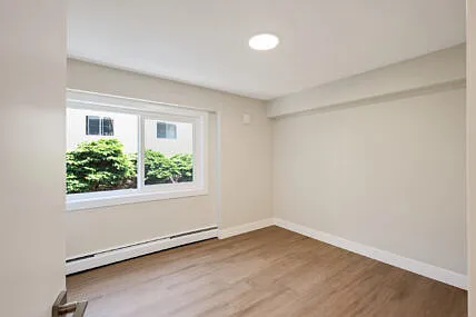 435 Lampson St #103 — Photo 24